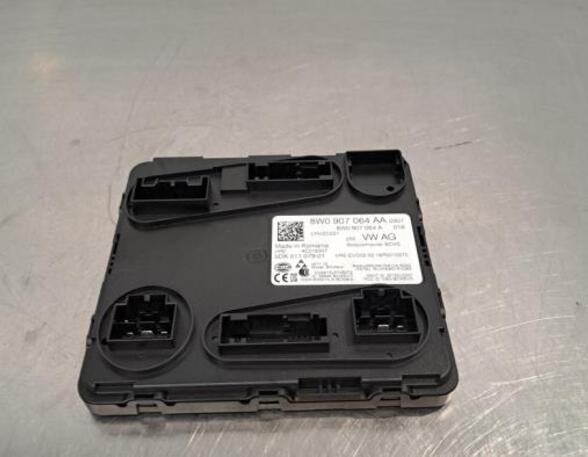 Control unit central electric (BCM) AUDI A4 Avant (8W5, 8WD, B9)