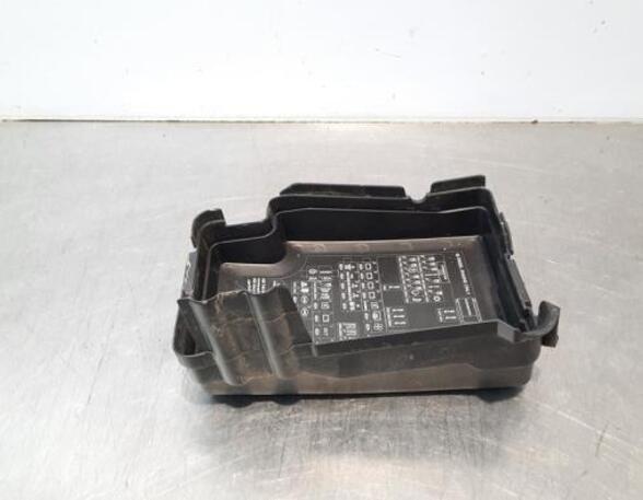 Sluitplaat HYUNDAI i30 (PDE, PD, PDEN), HYUNDAI i30 FASTBACK (PDE, PDEN)