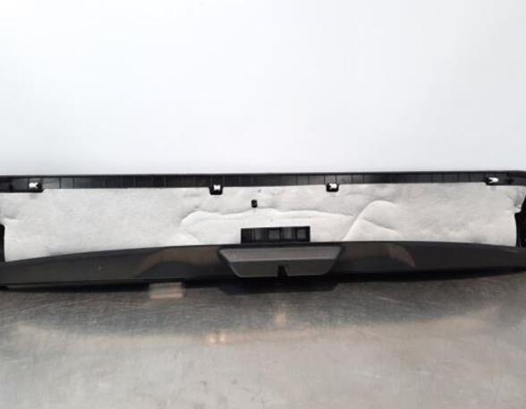 Closing plate BMW X5 (G05, F95)