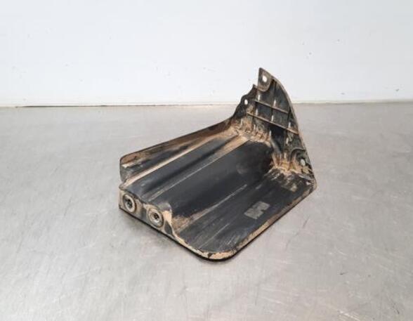 Closing plate HYUNDAI i30 (PDE, PD, PDEN), HYUNDAI i30 FASTBACK (PDE, PDEN)