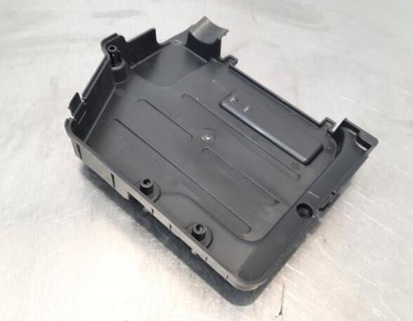 Closing plate VOLVO V60 II (225)