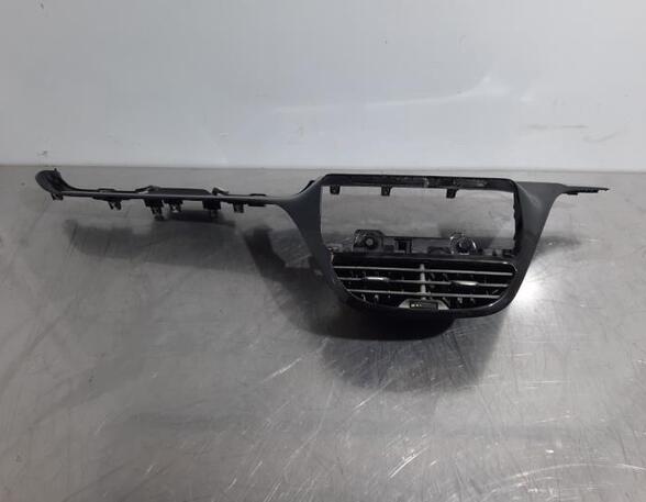 Instrument panle border PEUGEOT 208 I (CA_, CC_)