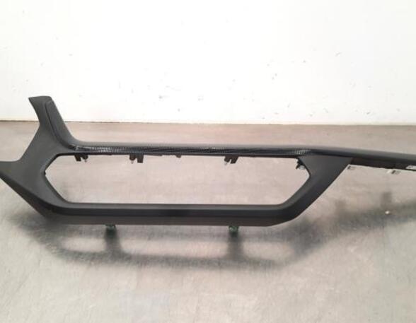 Instrument panle border BMW 1 (F40)