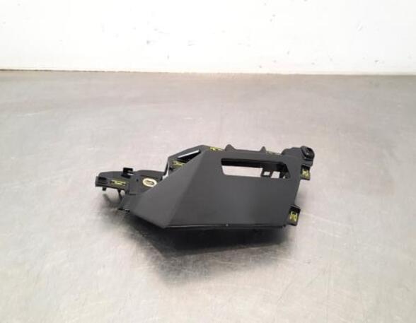 Instrument panle border AUDI A3 Sportback (8YA)