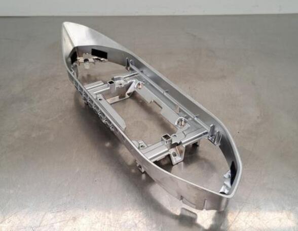 Instrument panle border PEUGEOT 308 II (LB_, LP_, LW_, LH_, L3_)