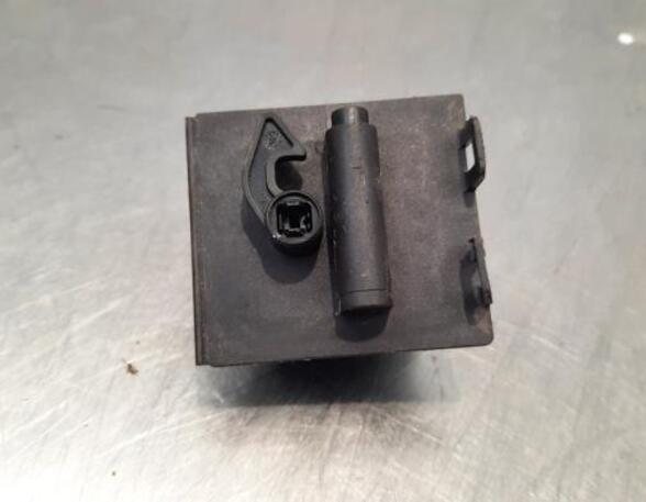 Servomotor for fuel filler flap MERCEDES-BENZ C-CLASS (W205)