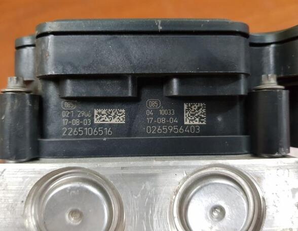 Pumpe ABS Renault Twingo III BCM 2265106516 P15057997