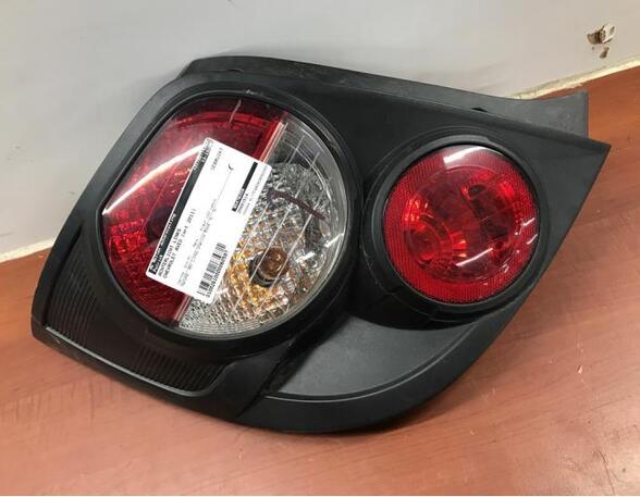 Combination Rearlight CHEVROLET Aveo Schrägheck (T300)