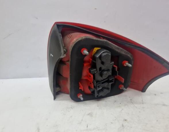 Combination Rearlight AUDI A6 (4B2, C5)