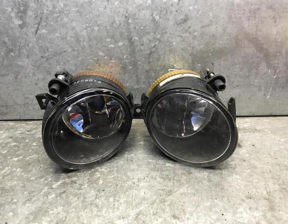 Nebelscheinwerfer rechts vorne VW Golf V 1K  P9158899