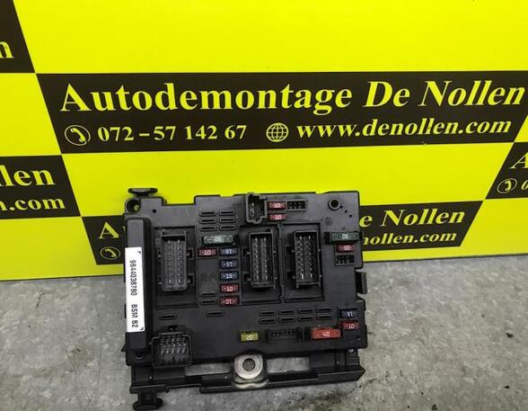 Fuse Box PEUGEOT 307 (3A/C)