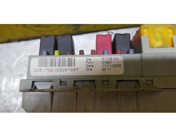 Fuse Box FIAT Croma (194)