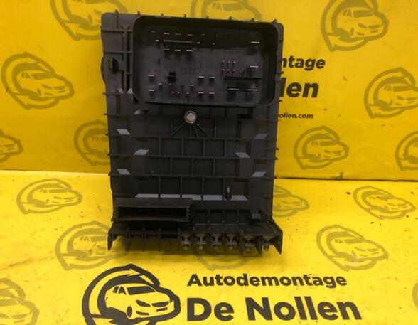 Fuse Box VW Golf VI (5K1)