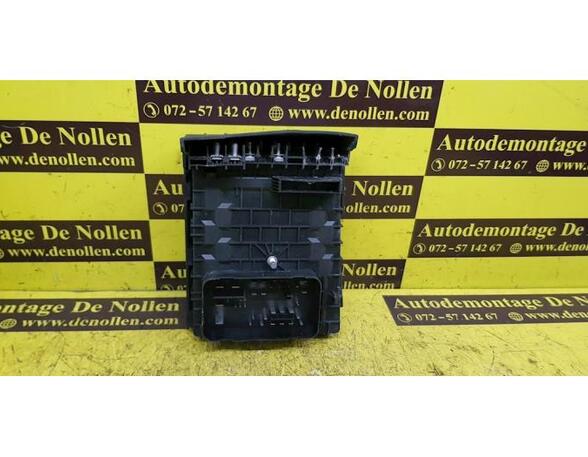 Fuse Box VW Golf V (1K1), VW Golf VI (5K1)