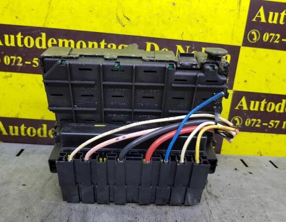 Fuse Box PEUGEOT 308 SW I (4E, 4H), PEUGEOT 308 I (4A, 4C)