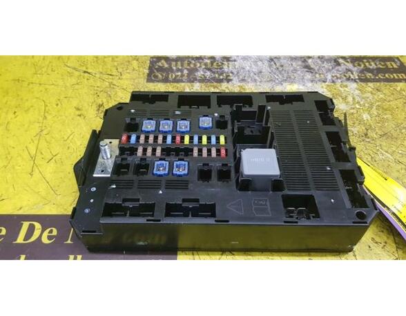 Fuse Box JAGUAR XF (X250)