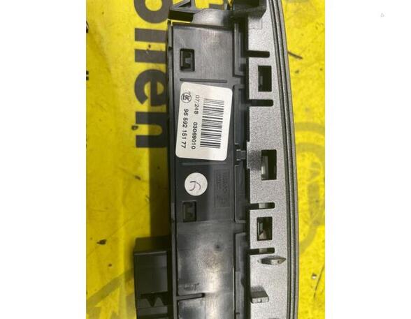 Switch for hazard light PEUGEOT 308 I (4A, 4C), PEUGEOT 308 SW I (4E, 4H)