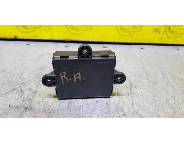 Control unit for door drawing support FORD Focus III (--)