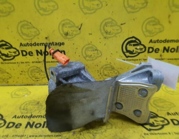 Engine Mount Bracket AUDI Q5 (8RB)