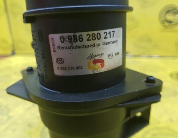 Air Flow Meter VW PASSAT Variant (3B5)