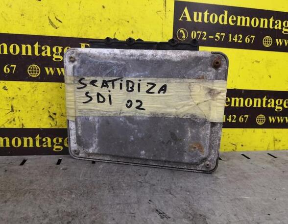 Control unit for engine SEAT Ibiza II (6K1)