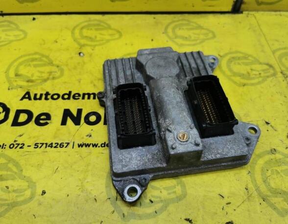 Control unit for engine OPEL Zafira/Zafira Family B (A05)