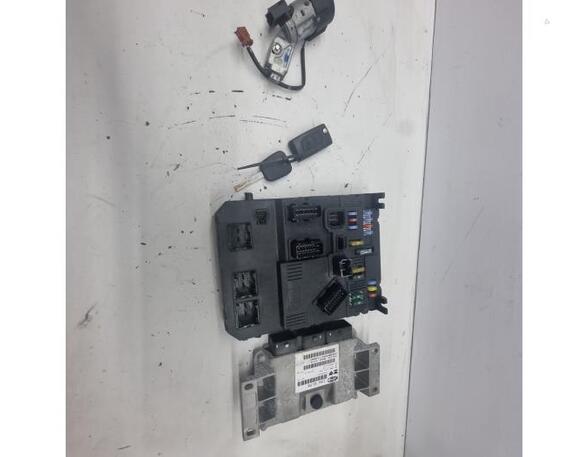 Control unit for engine PEUGEOT 407 (6D)