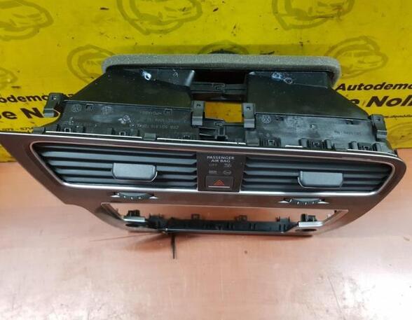 Dashboard ventilation grille VW Golf VII (5G1, BE1, BE2, BQ1)