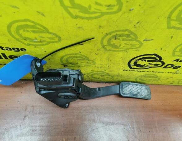 Accelerator pedal FORD Fiesta VI (CB1, CCN)