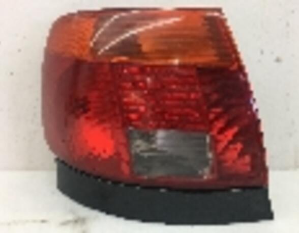 Combination Rearlight AUDI A4 (8D2, B5)