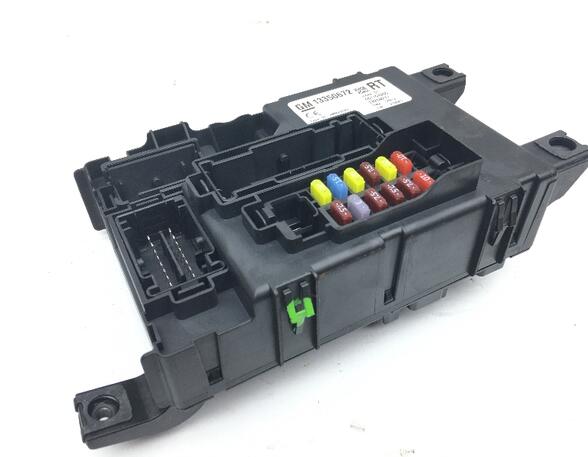 Fuse Box OPEL Corsa D (S07)