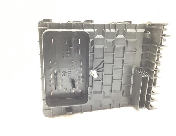 Fuse Box AUDI A3 (8P1), AUDI A3 Sportback (8PA)