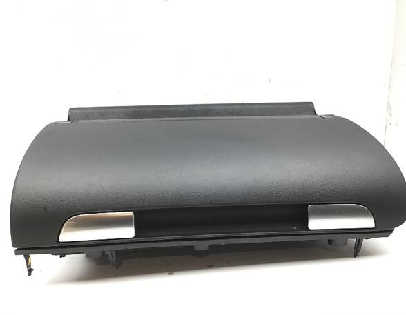 Glove Compartment (Glovebox) AUDI A3 (8P1), AUDI A3 Sportback (8PA)