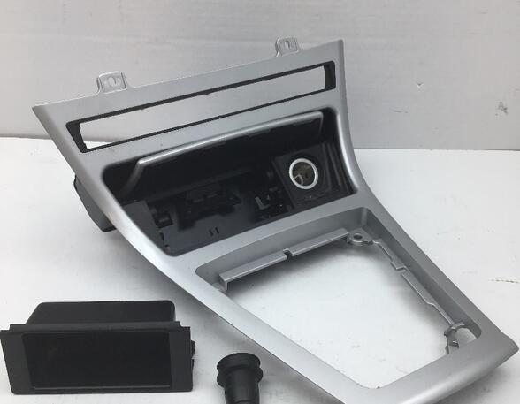 Center Console BMW X3 (E83)