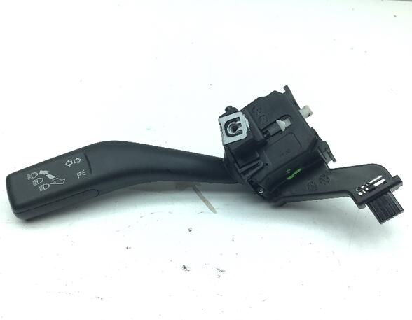 Turn Signal Switch VW Caddy III Großraumlimousine (2CB, 2CJ, 2KB, 2KJ)