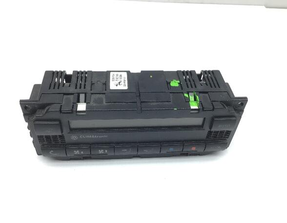 Air Conditioning Control Unit VW Passat Variant (3B5)