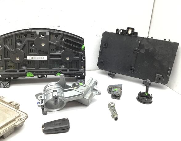 Control unit for engine OPEL ASTRA H Estate (A04)