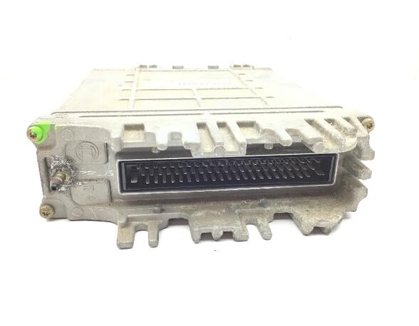 Control unit for engine VW GOLF III Variant (1H5)