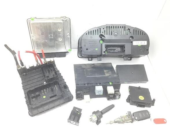 Control unit for engine VW GOLF V (1K1)