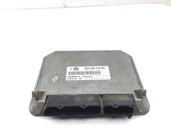 Control unit for engine VW GOLF IV (1J1)