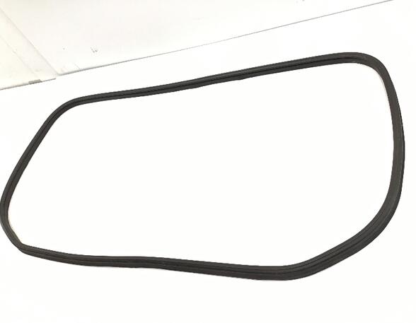 Boot / Trunk Lid Seal MAZDA MX-5 II (NB)