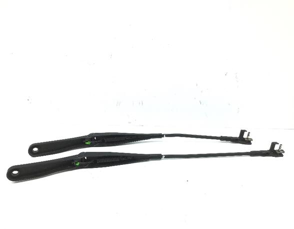 Wiper Arm OPEL Astra H Caravan (L35)