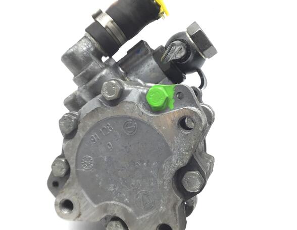 Power steering pump AUDI A4 Avant (8ED, B7)