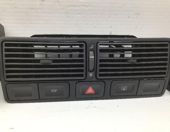 Dashboard ventilation grille VW Golf IV (1J1)