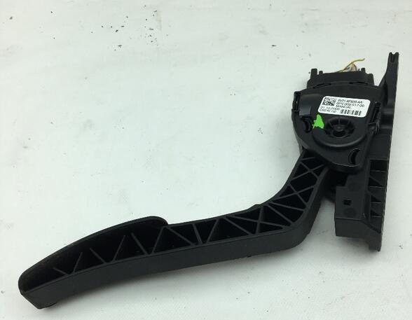 Accelerator pedal FORD Fiesta VI (CB1, CCN)