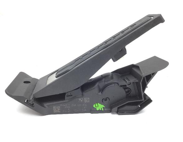 Accelerator pedal BMW 2 Active Tourer (U06)