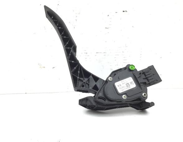 Accelerator pedal OPEL ASTRA J (P10)