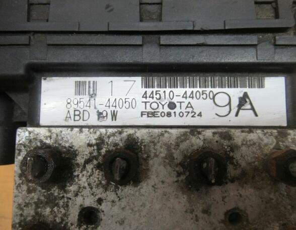 Abs Control Unit TOYOTA Avensis Verso (M2)