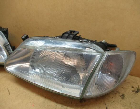 Headlight RENAULT Megane Scenic (JA0/1)