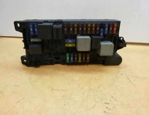 Fuse Box MERCEDES-BENZ E-Klasse T-Model (S211)